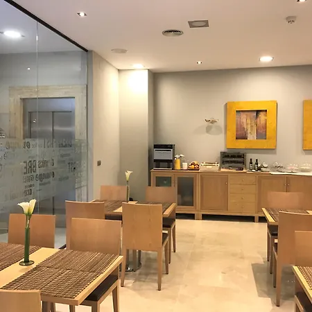 Aacr 무세오 3* 세비야